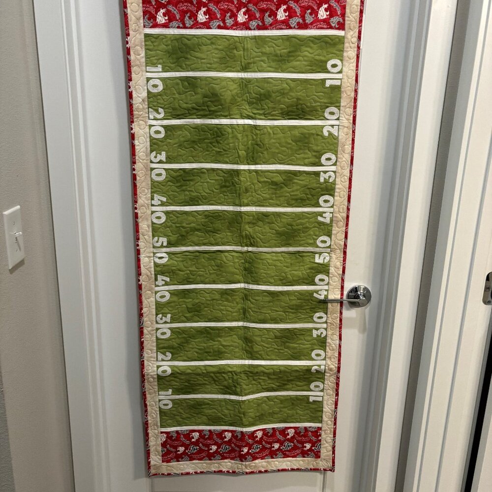 WSU Table Runner